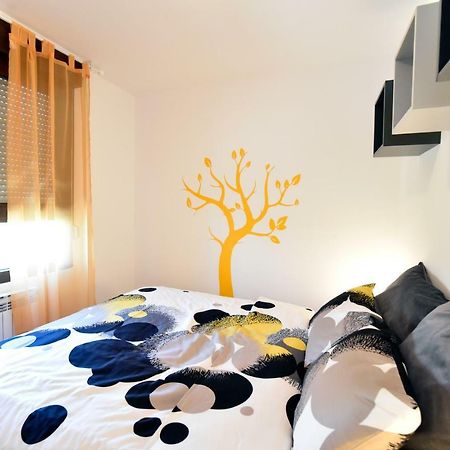 Apartment Place4U ซาเกร็บ ภายนอก รูปภาพ